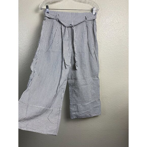 Urban Romantics Linen Bend Capri wide leg pants Medium Stripes Vacation vacation - Picture 1 of 11
